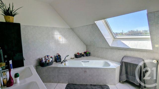 maison à vendre - 6 pièces - 128.0 m2 - CHAMPIGNY SUR MARNE - 94 - ILE-DE-FRANCE - Century 21 Immobilière De Coeuilly