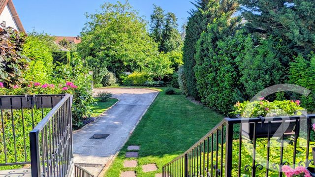maison à vendre - 6 pièces - 128.0 m2 - CHAMPIGNY SUR MARNE - 94 - ILE-DE-FRANCE - Century 21 Immobilière De Coeuilly