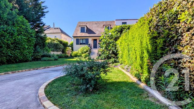 maison à vendre - 6 pièces - 128.0 m2 - CHAMPIGNY SUR MARNE - 94 - ILE-DE-FRANCE - Century 21 Immobilière De Coeuilly