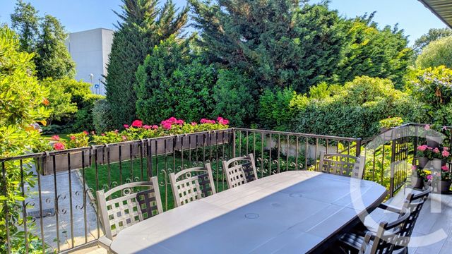 maison à vendre - 6 pièces - 128.0 m2 - CHAMPIGNY SUR MARNE - 94 - ILE-DE-FRANCE - Century 21 Immobilière De Coeuilly