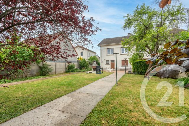 maison à vendre - 7 pièces - 119.25 m2 - VILLIERS SUR MARNE - 94 - ILE-DE-FRANCE - Century 21 Immobilière De Coeuilly