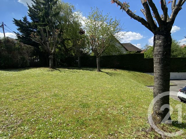 Appartement F5 à vendre - 5 pièces - 94.64 m2 - VILLIERS SUR MARNE - 94 - ILE-DE-FRANCE - Century 21 Immobilière De Coeuilly Appartement F5 à vendre - 5 pièces - 94.64 m2 - VILLIERS SUR MARNE - 94 - ILE-DE-FRANCE - Century 21 Immobilière De Coeuilly