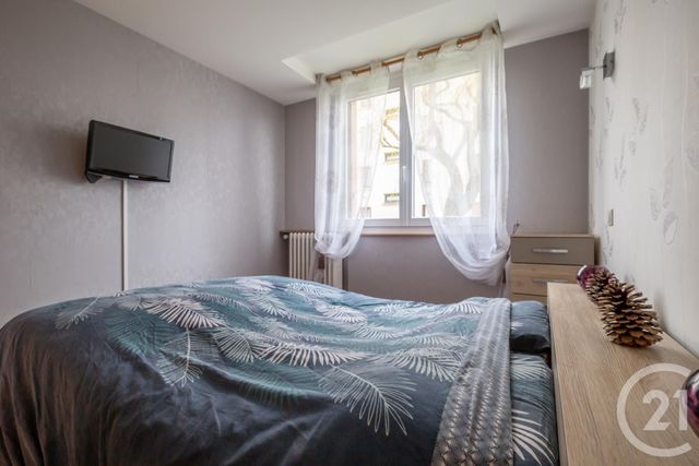 Afficher la photo en grand Appartement F4 à vendre - 4 pièces - 65.8 m2 - CHAMPIGNY SUR MARNE - 94 - ILE-DE-FRANCE - Century 21 Immobilière De Coeuilly