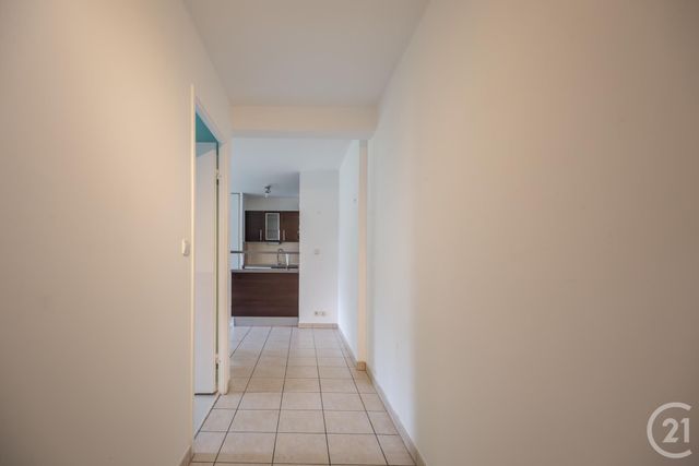 Appartement F2 à louer - 2 pièces - 51.1 m2 - VILLIERS SUR MARNE - 94 - ILE-DE-FRANCE - Century 21 Immobilière De Coeuilly Appartement F2 à louer - 2 pièces - 51.1 m2 - VILLIERS SUR MARNE - 94 - ILE-DE-FRANCE - Century 21 Immobilière De Coeuilly