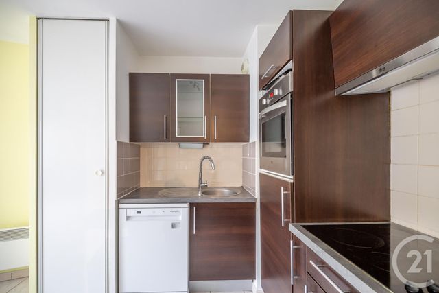 Appartement F2 à louer - 2 pièces - 51.1 m2 - VILLIERS SUR MARNE - 94 - ILE-DE-FRANCE - Century 21 Immobilière De Coeuilly Appartement F2 à louer - 2 pièces - 51.1 m2 - VILLIERS SUR MARNE - 94 - ILE-DE-FRANCE - Century 21 Immobilière De Coeuilly