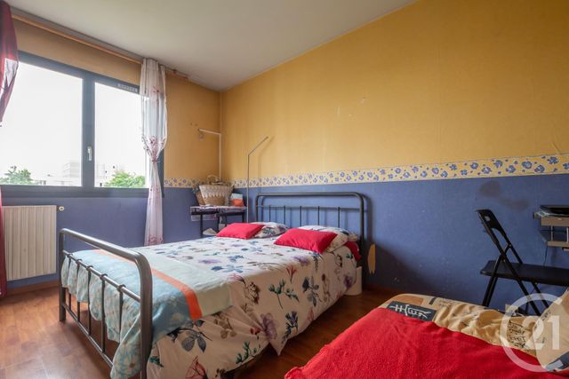 Afficher la photo en grand Appartement F3 à vendre - 3 pièces - 64.25 m2 - CHAMPIGNY SUR MARNE - 94 - ILE-DE-FRANCE - Century 21 Immobilière De Coeuilly