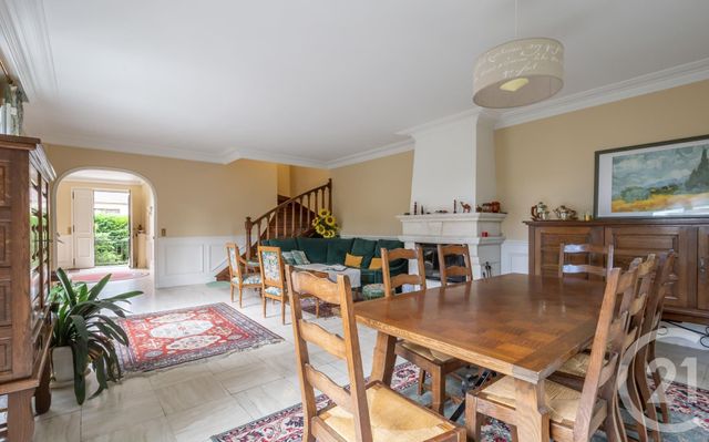 Afficher la photo en grand maison à vendre - 8 pièces - 216.31 m2 - CHAMPIGNY SUR MARNE - 94 - ILE-DE-FRANCE - Century 21 Immobilière De Coeuilly