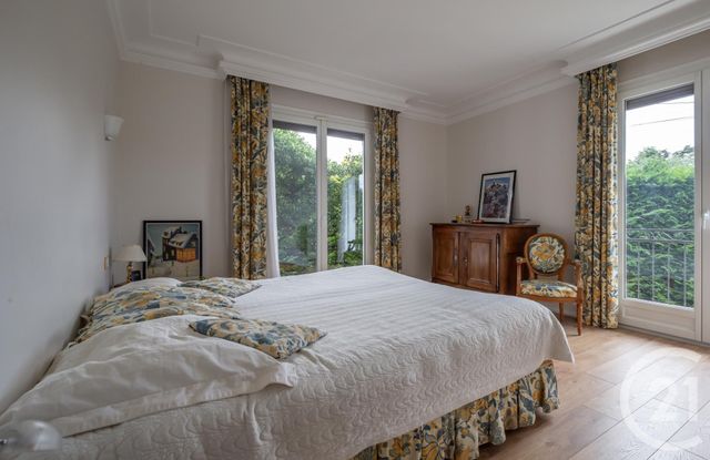 Afficher la photo en grand maison à vendre - 8 pièces - 216.31 m2 - CHAMPIGNY SUR MARNE - 94 - ILE-DE-FRANCE - Century 21 Immobilière De Coeuilly