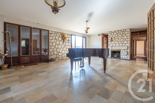 maison à vendre - 7 pièces - 135.71 m2 - LE PLESSIS TREVISE - 94 - ILE-DE-FRANCE - Century 21 Immobilière De Coeuilly