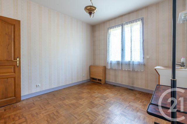 maison à vendre - 7 pièces - 135.71 m2 - LE PLESSIS TREVISE - 94 - ILE-DE-FRANCE - Century 21 Immobilière De Coeuilly