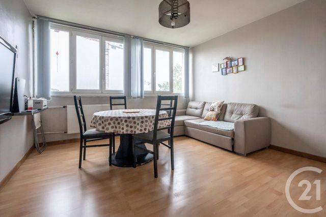 Appartement F3 à vendre - 3 pièces - 57.21 m2 - LE PLESSIS TREVISE - 94 - ILE-DE-FRANCE - Century 21 Immobilière De Coeuilly