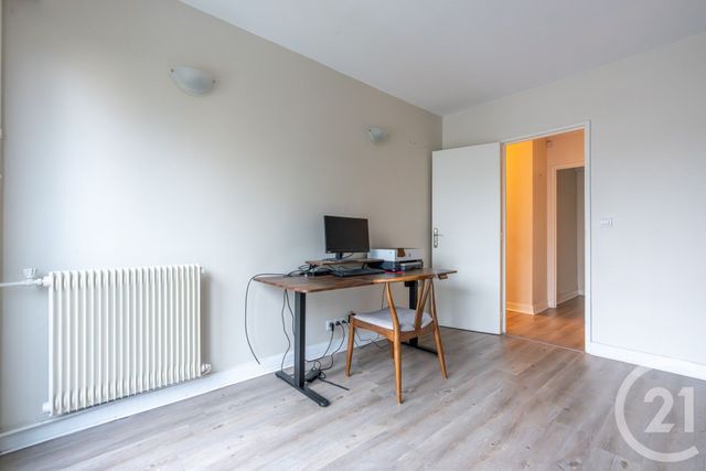 Appartement F4 à vendre - 4 pièces - 80.98 m2 - CHAMPIGNY SUR MARNE - 94 - ILE-DE-FRANCE - Century 21 Immobilière De Coeuilly