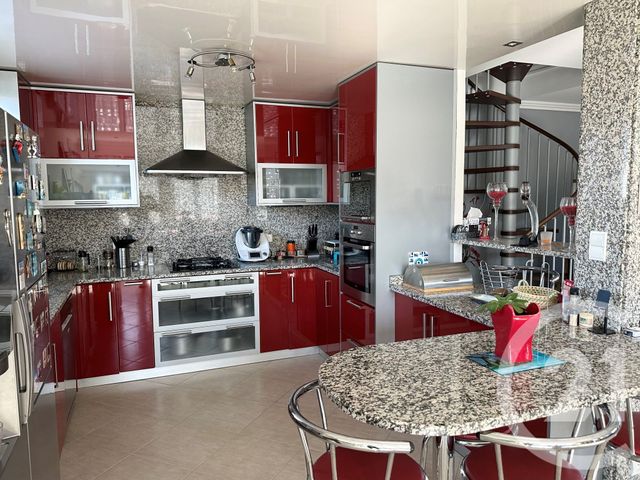maison à vendre - 7 pièces - 141.7 m2 - CHAMPIGNY SUR MARNE - 94 - ILE-DE-FRANCE - Century 21 Immobilière De Coeuilly
