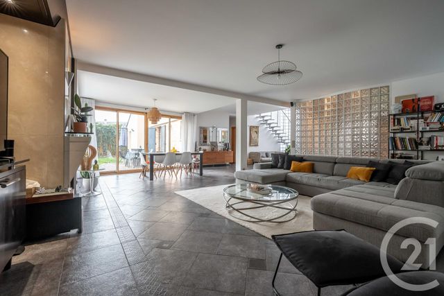 maison à vendre - 8 pièces - 221.7 m2 - LE PLESSIS TREVISE - 94 - ILE-DE-FRANCE - Century 21 Immobilière De Coeuilly