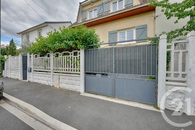 maison à vendre - 7 pièces - 116.39 m2 - CHAMPIGNY SUR MARNE - 94 - ILE-DE-FRANCE - Century 21 Immobilière De Coeuilly