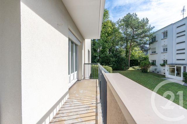 Afficher la photo en grand Appartement F5 à vendre - 5 pièces - 112.39 m2 - VILLIERS SUR MARNE - 94 - ILE-DE-FRANCE - Century 21 Immobilière De Coeuilly