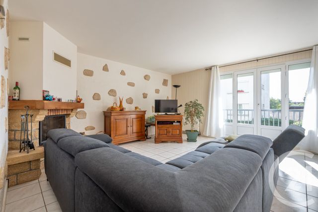 Afficher la photo en grand Appartement F5 à vendre - 5 pièces - 112.39 m2 - VILLIERS SUR MARNE - 94 - ILE-DE-FRANCE - Century 21 Immobilière De Coeuilly