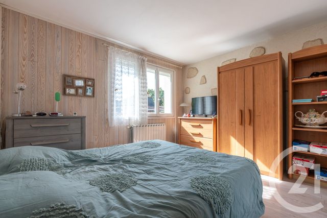 Afficher la photo en grand Appartement F5 à vendre - 5 pièces - 112.39 m2 - VILLIERS SUR MARNE - 94 - ILE-DE-FRANCE - Century 21 Immobilière De Coeuilly