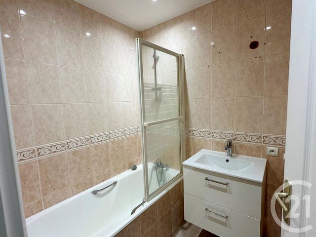 Appartement F2 à vendre - 2 pièces - 41.09 m2 - CHAMPIGNY SUR MARNE - 94 - ILE-DE-FRANCE - Century 21 Immobilière De Coeuilly