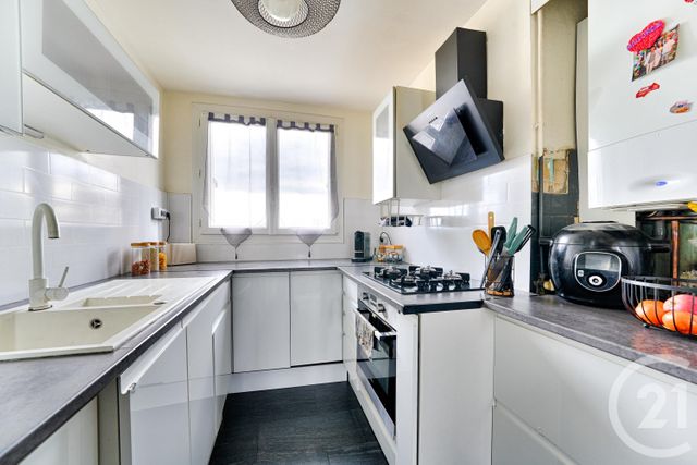 Appartement F3 à vendre - 3 pièces - 56.36 m2 - LE PLESSIS TREVISE - 94 - ILE-DE-FRANCE - Century 21 Immobilière De Coeuilly