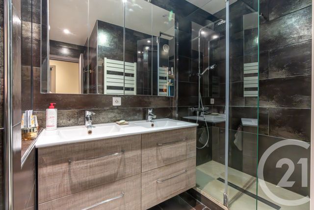 Appartement F5 à vendre - 5 pièces - 90.27 m2 - VILLIERS SUR MARNE - 94 - ILE-DE-FRANCE - Century 21 Immobilière De Coeuilly