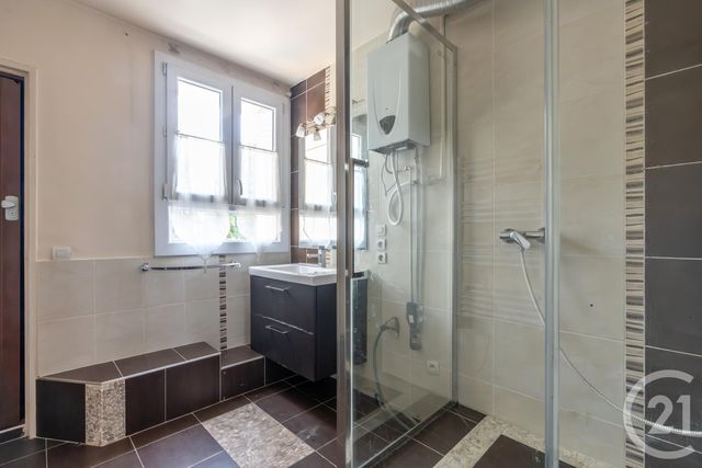 Afficher la photo en grand Appartement F3 à vendre - 3 pièces - 57.87 m2 - BRY SUR MARNE - 94 - ILE-DE-FRANCE - Century 21 Immobilière De Coeuilly