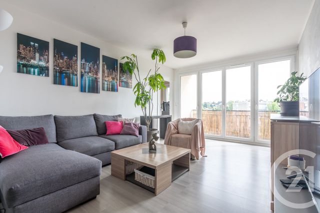 Appartement F3 à vendre - 3 pièces - 63.81 m2 - VILLIERS SUR MARNE - 94 - ILE-DE-FRANCE - Century 21 Immobilière De Coeuilly