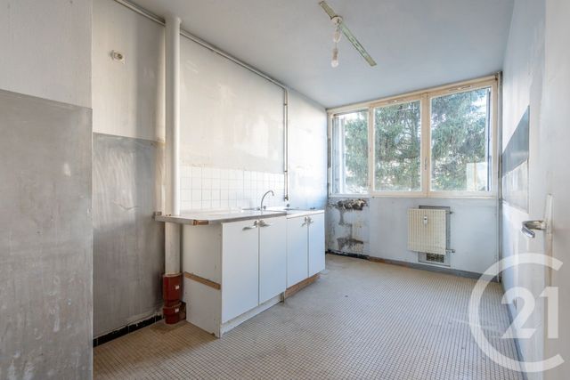 Appartement F4 à vendre - 4 pièces - 67.72 m2 - LE PLESSIS TREVISE - 94 - ILE-DE-FRANCE - Century 21 Immobilière De Coeuilly