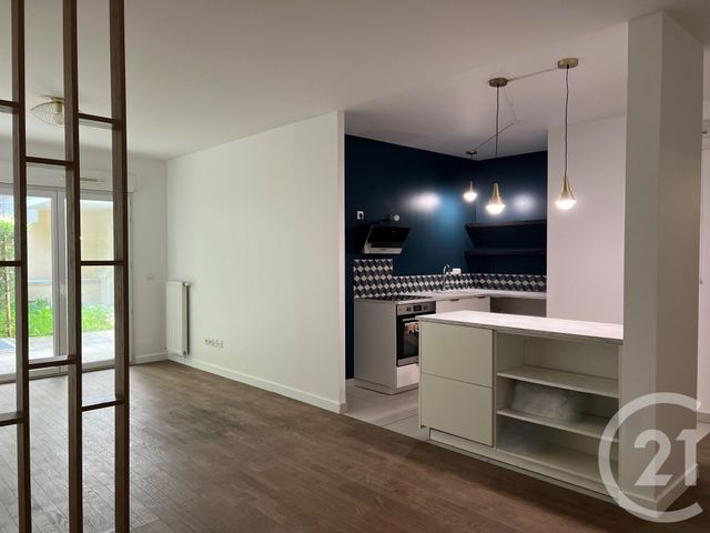 Afficher la photo en grand Appartement Studio à vendre - 1 pièce - 45.61 m2 - VILLIERS SUR MARNE - 94 - ILE-DE-FRANCE - Century 21 Immobilière De Coeuilly