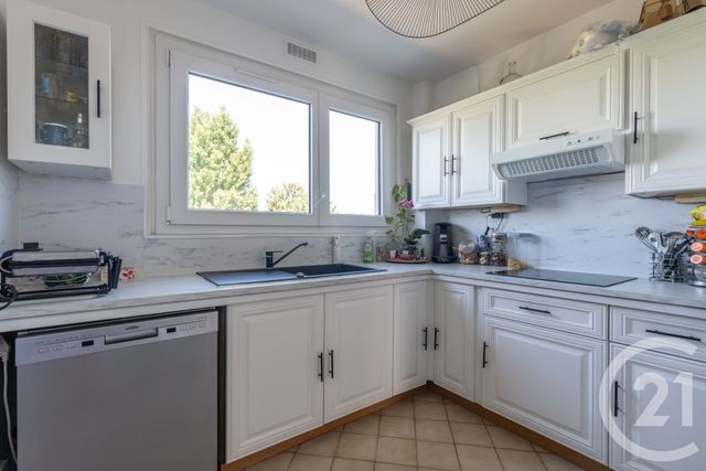 Appartement F3 à vendre - 3 pièces - 62.64 m2 - VILLIERS SUR MARNE - 94 - ILE-DE-FRANCE - Century 21 Immobilière De Coeuilly