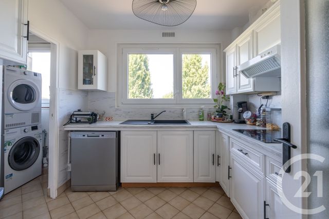 Appartement F3 à vendre - 3 pièces - 62.64 m2 - VILLIERS SUR MARNE - 94 - ILE-DE-FRANCE - Century 21 Immobilière De Coeuilly