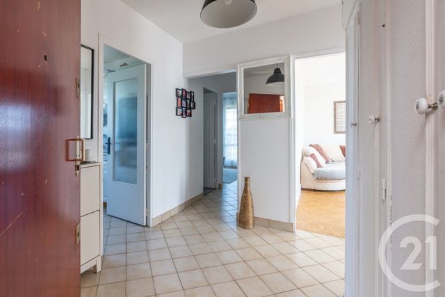 Appartement F3 à vendre - 3 pièces - 62.64 m2 - VILLIERS SUR MARNE - 94 - ILE-DE-FRANCE - Century 21 Immobilière De Coeuilly