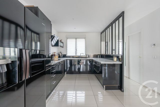 maison à vendre - 6 pièces - 102.56 m2 - CHAMPIGNY SUR MARNE - 94 - ILE-DE-FRANCE - Century 21 Immobilière De Coeuilly
