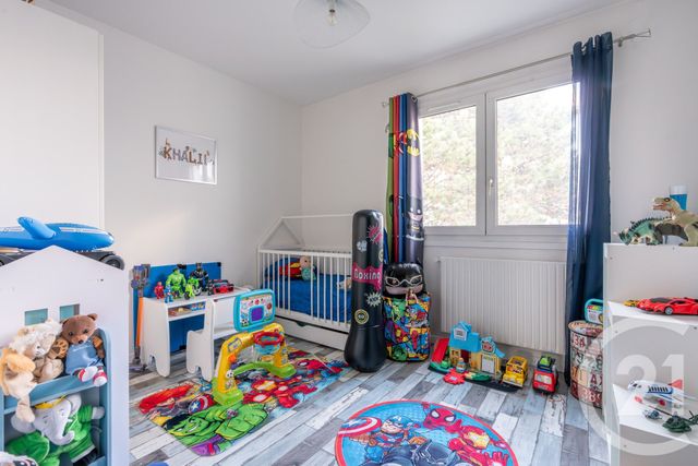 Appartement F4 à vendre - 4 pièces - 81.02 m2 - CHAMPIGNY SUR MARNE - 94 - ILE-DE-FRANCE - Century 21 Immobilière De Coeuilly