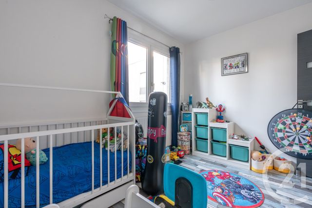 Appartement F4 à vendre - 4 pièces - 81.02 m2 - CHAMPIGNY SUR MARNE - 94 - ILE-DE-FRANCE - Century 21 Immobilière De Coeuilly