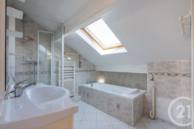 Appartement F2 à vendre - 2 pièces - 37.67 m2 - CHAMPIGNY SUR MARNE - 94 - ILE-DE-FRANCE - Century 21 Immobilière De Coeuilly