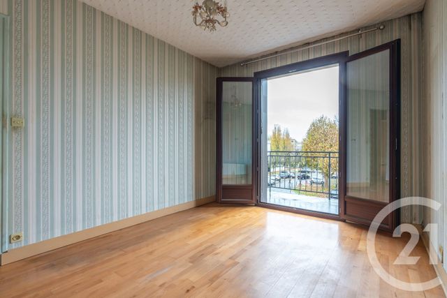 Appartement F3 à vendre - 3 pièces - 71.23 m2 - LE PLESSIS TREVISE - 94 - ILE-DE-FRANCE - Century 21 Immobilière De Coeuilly