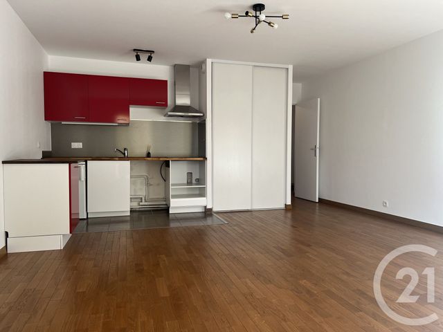 Appartement Studio à louer - 1 pièce - 36.8 m2 - LE PLESSIS TREVISE - 94 - ILE-DE-FRANCE - Century 21 Immobilière De Coeuilly