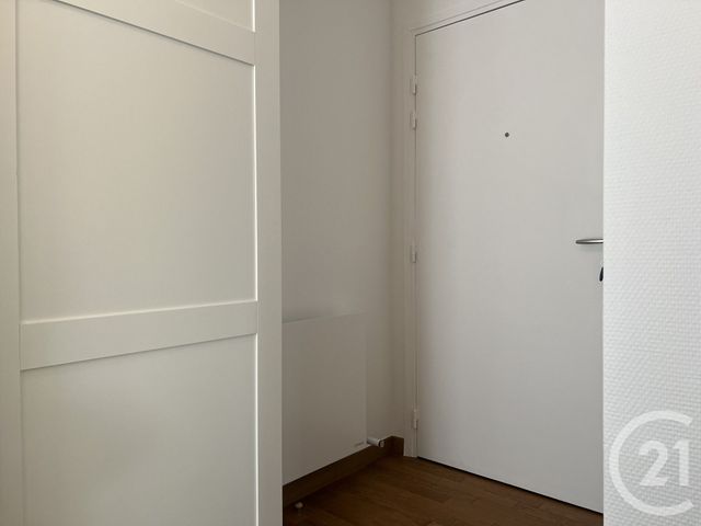 Appartement Studio à louer - 1 pièce - 36.8 m2 - LE PLESSIS TREVISE - 94 - ILE-DE-FRANCE - Century 21 Immobilière De Coeuilly