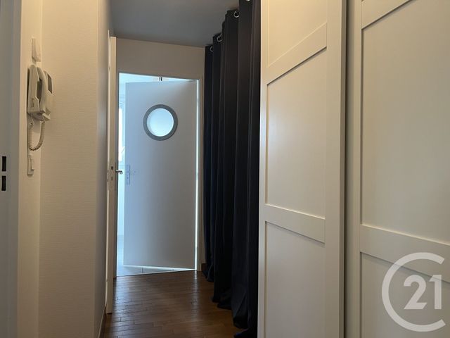 Appartement Studio à louer - 1 pièce - 36.8 m2 - LE PLESSIS TREVISE - 94 - ILE-DE-FRANCE - Century 21 Immobilière De Coeuilly