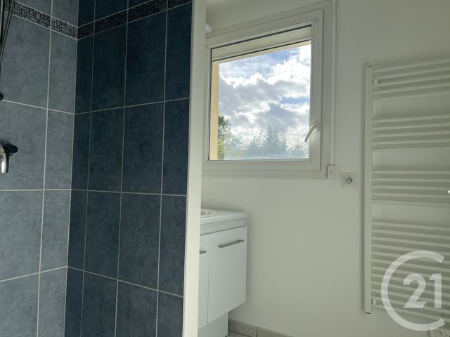 Appartement Studio à louer - 1 pièce - 36.8 m2 - LE PLESSIS TREVISE - 94 - ILE-DE-FRANCE - Century 21 Immobilière De Coeuilly