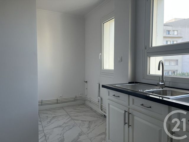 Appartement F3 à louer - 3 pièces - 66.84 m2 - VILLIERS SUR MARNE - 94 - ILE-DE-FRANCE - Century 21 Immobilière De Coeuilly