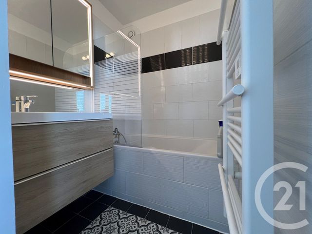 Appartement F2 à louer - 2 pièces - 36.47 m2 - VILLIERS SUR MARNE - 94 - ILE-DE-FRANCE - Century 21 Immobilière De Coeuilly