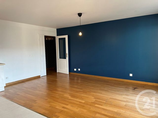 Appartement F3 à louer - 3 pièces - 56.39 m2 - VILLIERS SUR MARNE - 94 - ILE-DE-FRANCE - Century 21 Immobilière De Coeuilly