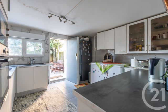 maison à vendre - 9 pièces - 231.79 m2 - CHAMPIGNY SUR MARNE - 94 - ILE-DE-FRANCE - Century 21 Immobilière De Coeuilly