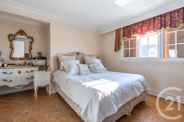 maison à vendre - 9 pièces - 231.79 m2 - CHAMPIGNY SUR MARNE - 94 - ILE-DE-FRANCE - Century 21 Immobilière De Coeuilly