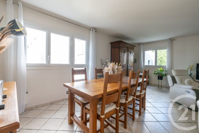 Appartement F5 à vendre - 5 pièces - 103.31 m2 - VILLIERS SUR MARNE - 94 - ILE-DE-FRANCE - Century 21 Immobilière De Coeuilly