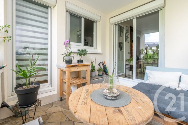 Appartement F5 à vendre - 5 pièces - 103.31 m2 - VILLIERS SUR MARNE - 94 - ILE-DE-FRANCE - Century 21 Immobilière De Coeuilly