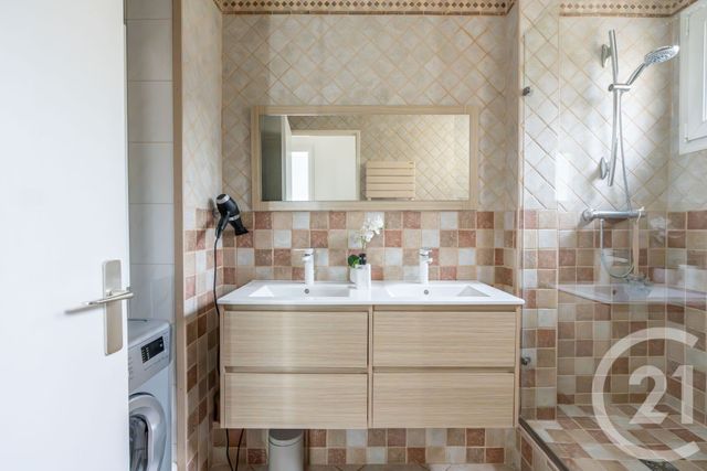 Appartement F3 à vendre - 3 pièces - 62.85 m2 - VILLIERS SUR MARNE - 94 - ILE-DE-FRANCE - Century 21 Immobilière De Coeuilly