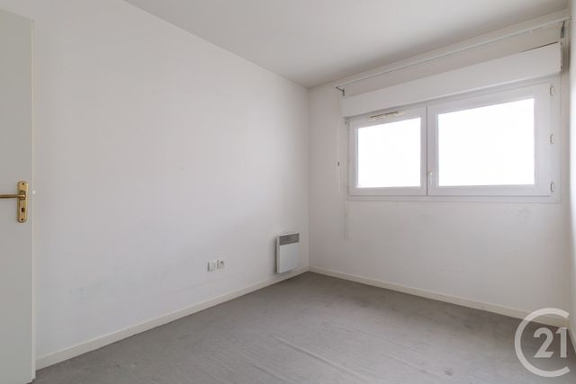 Appartement F3 à vendre - 3 pièces - 66.28 m2 - NOISY LE GRAND - 93 - ILE-DE-FRANCE - Century 21 Immobilière De Coeuilly
